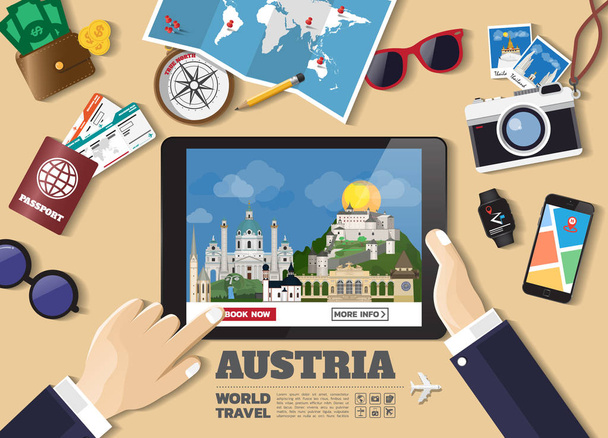 Χέρι που κρατά το smart tablet κράτηση ταξιδιωτικό προορισμό. Αυστρία fam - Διάνυσμα, εικόνα
