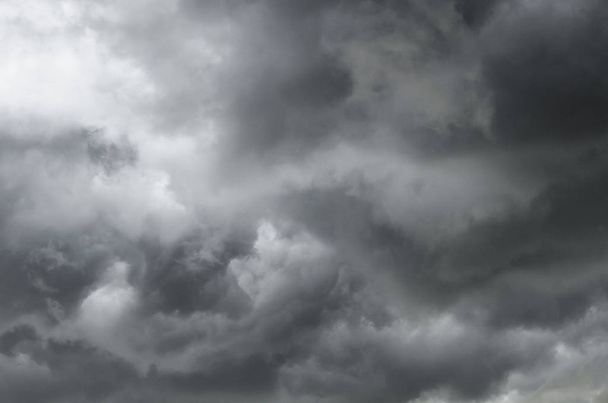 Drámai ég előtt storm - cloudscape - Fotó, kép