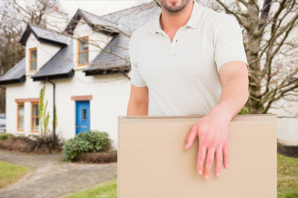 delivery  man with box - Foto, Bild