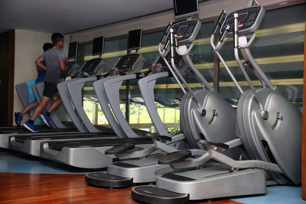 gym with fitness machines  - Φωτογραφία, εικόνα