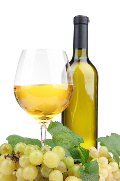 bottle and glass of wine and grapes, isolated on white - Фото, зображення