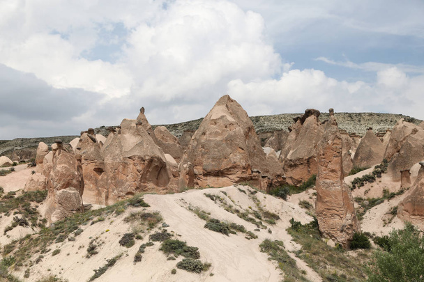 Rotsformaties in de Devrent vallei, Cappadocië - Foto, afbeelding
