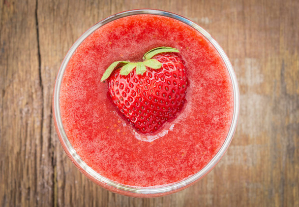 Glass of strawberry smoothie - Photo, Image