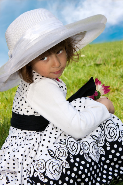 Little girl with hat - Fotoğraf, Görsel
