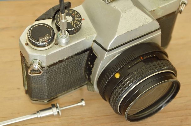  古典的なシャッター ケーブル リリース操作参照フィルム カメラ撮影する準備ができて - 写真・画像