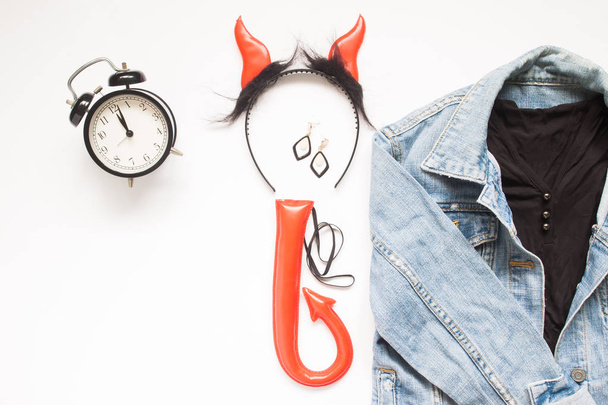 Overhead view of Halloween accessories for party with alarm clock, Fashion and party on Halloween night - 写真・画像