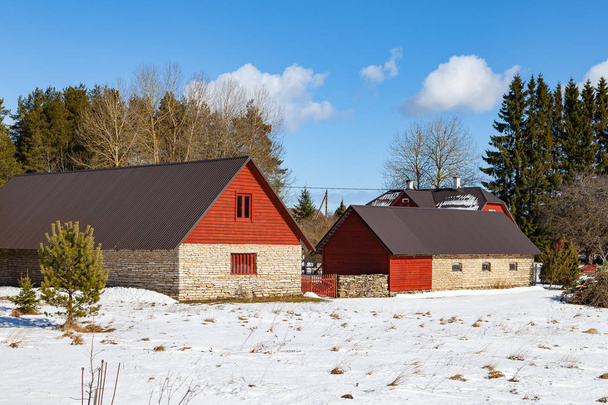 Case coloniche in pietra. Architettura tradizionale estone
  - Foto, immagini