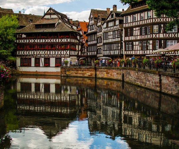 A La Petite France Strasbourg történelmi ház - Fotó, kép