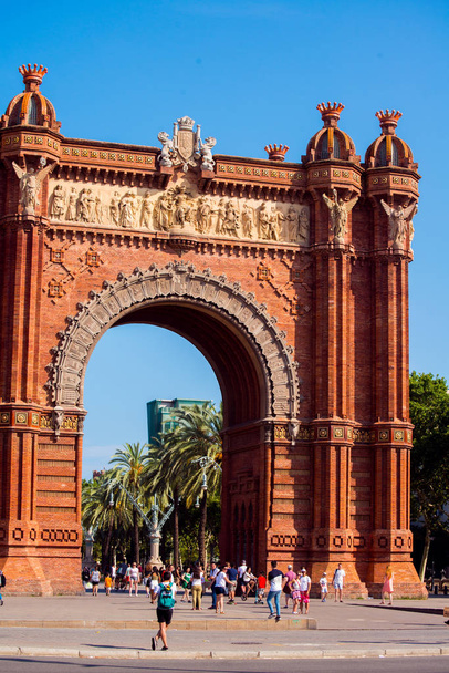 Arch in Barcelona, Spain. - Foto, immagini