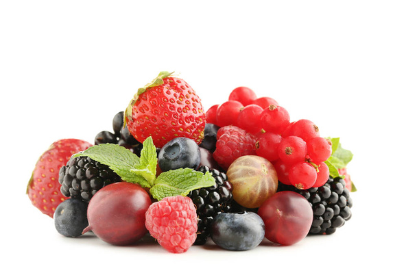 Ripe summer berries  - Фото, зображення
