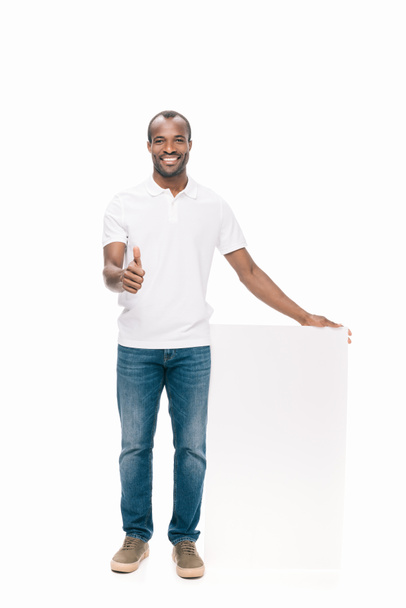 uomo afroamericano con striscione
 - Foto, immagini