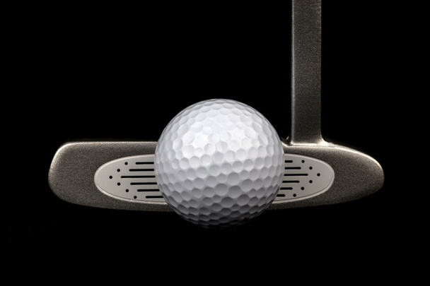 Kij golfowy Golf i Golf piłka na czarnym tle - Zdjęcie, obraz