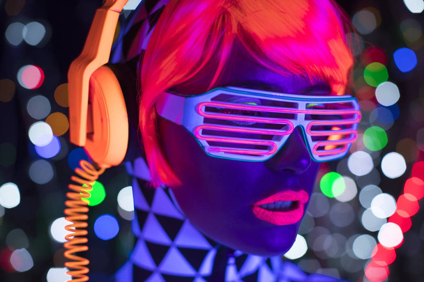 blask uv neon sexy disco cyber kobiece kobieta lalka robota zabawki elektroniczne - Zdjęcie, obraz