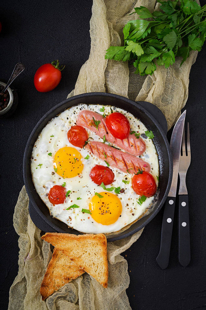 Смачні англійський сніданок
  - Фото, зображення