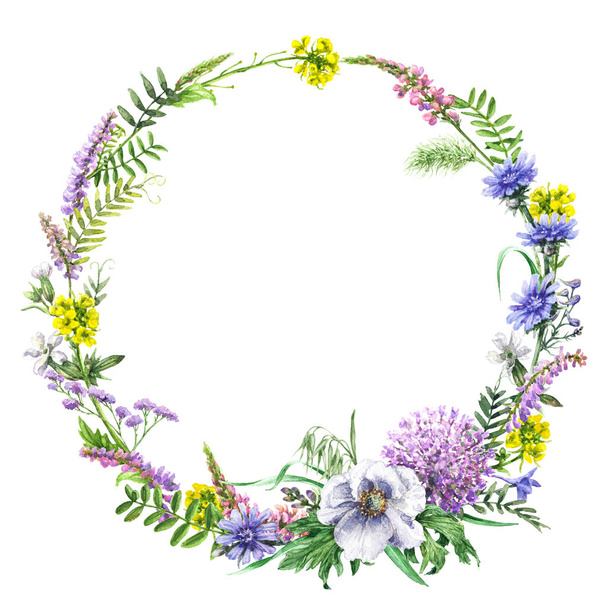 Summer Wildflowers Wreath - 写真・画像