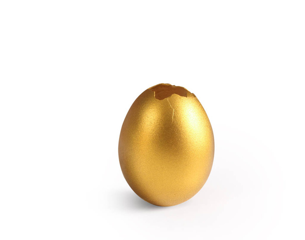 arany húsvéti tojás izolált - Fotó, kép