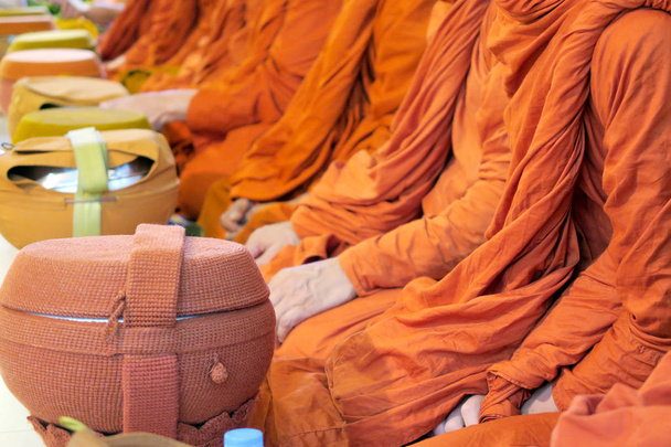 Bid voor geloof in het boeddhisme - Foto, afbeelding