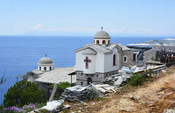 ギリシャ、タソス島修道院 - 写真・画像
