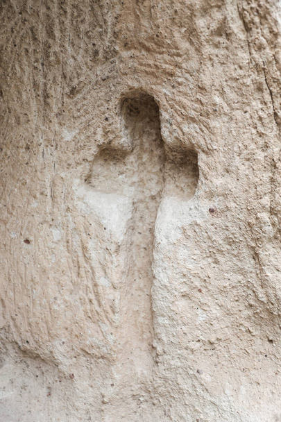 Cruz en una Iglesia Cueva, Capadocia, Turquía
 - Foto, Imagen