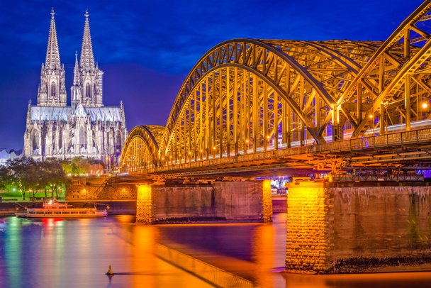 Köln, Németország-Skyline - Fotó, kép