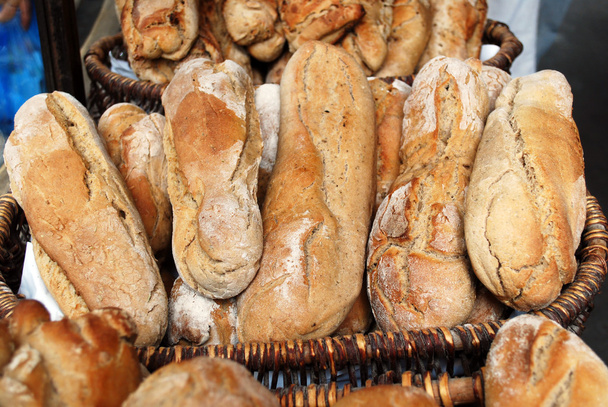 teljes kiőrlésű kenyér - Fotó, kép
