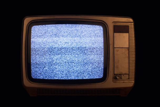 vieux téléviseur sans image de signal sur fond noir
 - Photo, image