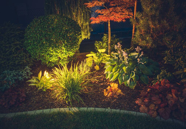 Садові навколишнього освітлення
 - Фото, зображення