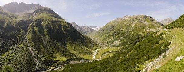 Mountain Pass Fluela, Graubunden, Svizzera
 - Foto, immagini