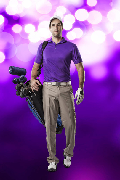 Golf Player in a purple shirt - Fotoğraf, Görsel