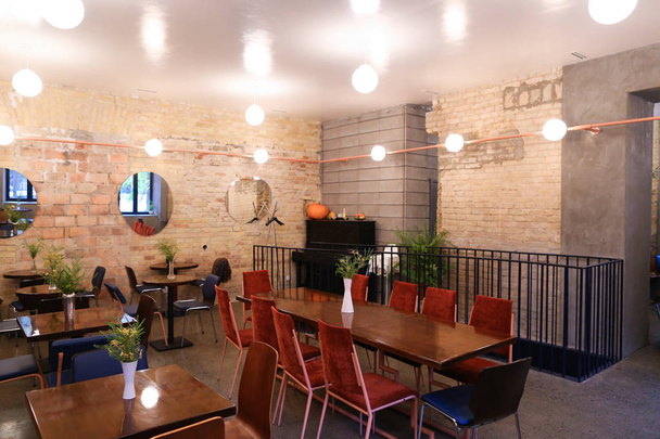 Captura ideas de diseño moderno café o restaurante porque el bar
. - Foto, imagen