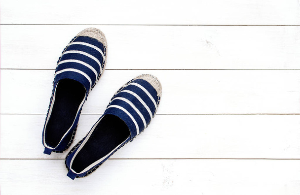 Verano zapatos femeninos alpargatas azules
 - Foto, Imagen