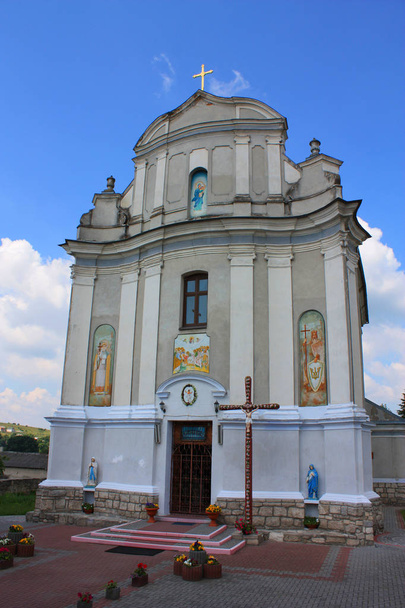 Kerk van de veronderstelling in Zbarazh, Oekraïne - Foto, afbeelding