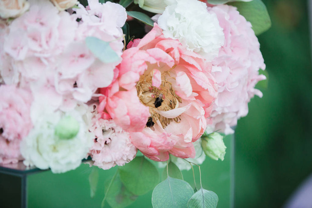Beautiful bright bouquet of pink peonies - Zdjęcie, obraz