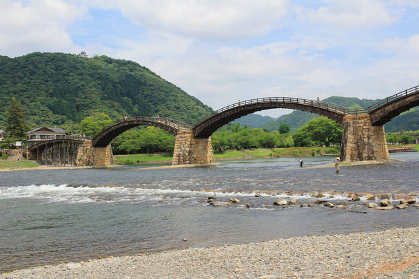 Pont de Kintai en saison estivale
 - Photo, image