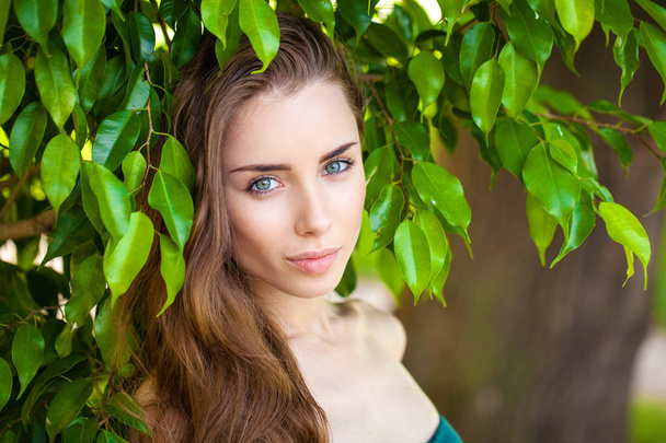 Portrait of beautiful young woman  - Photo, Image