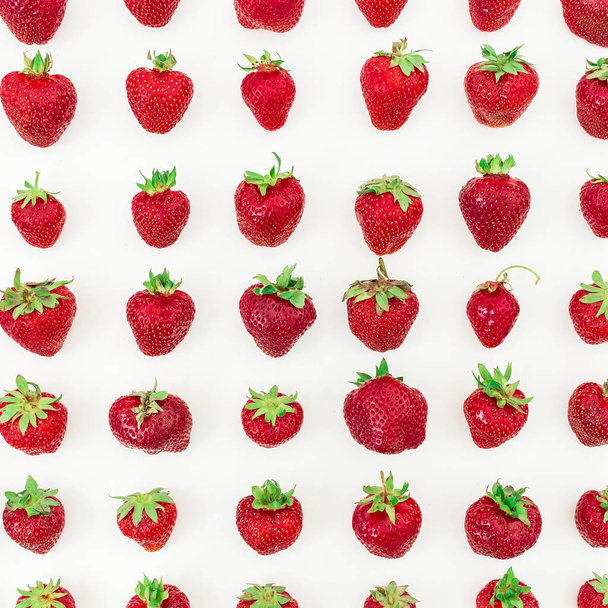 Strawberries  on white background. - Fotoğraf, Görsel