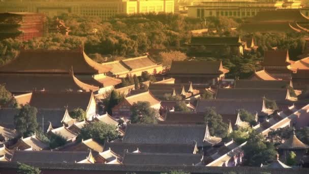 Panoramiczne architektury zabytkowej wieży Chiny Pekin Zakazane Miasto o zmierzchu. - Materiał filmowy, wideo