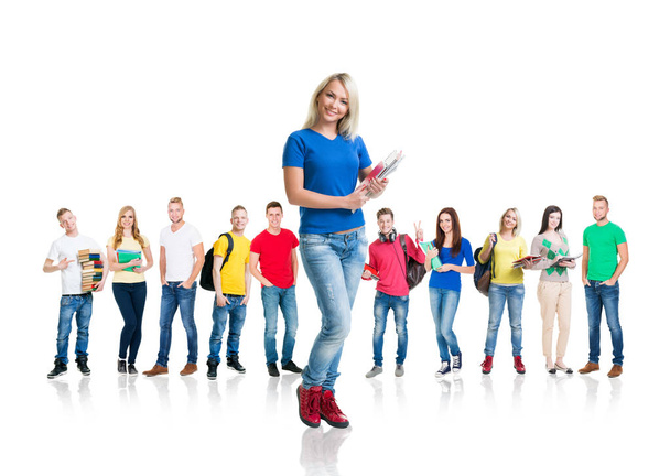 Группа студентов-подростков
  - Фото, изображение