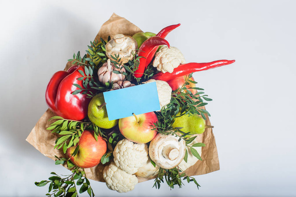 果物、野菜、キノコの花束 - 写真・画像