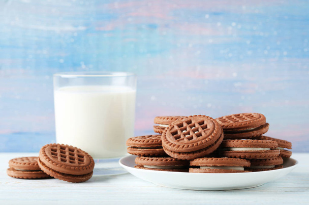 Chocolate cookies with glass of milk - Photo, image