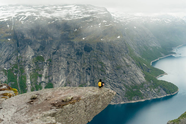Trolltunga in Norway is fabulous beauty - Фото, зображення