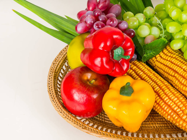 Fruits and vegetables Chili, corn, grapes, pandan in tray - Zdjęcie, obraz