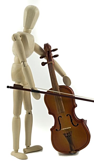 Mannequin and violin - Foto, afbeelding