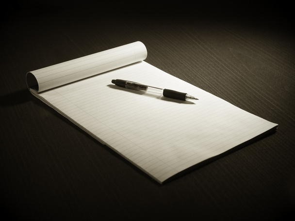 Notepad with pen - Фото, зображення