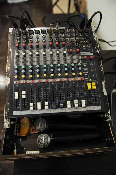 DJ Ausrüstung Mixer - Foto, Bild