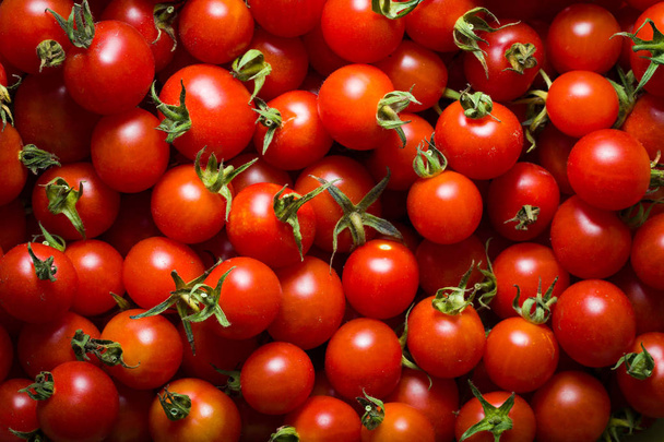 Tomates cereja vermelha
 - Foto, Imagem