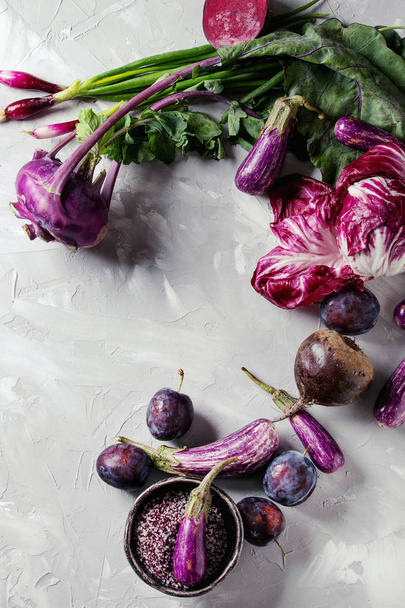 Assortment of purple vegetables - Foto, imagen