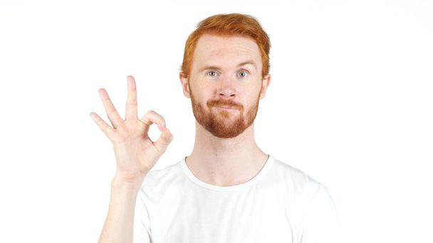 people, vision and success concept, showing ok sign, red hair man portrait
 - Фото, изображение