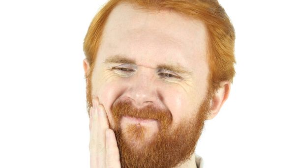 Zahnschmerzen, roter Bart Mann mit Schmerzen in den Zähnen - Foto, Bild