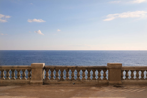 View of the sea from a terrace or promenade - Foto, imagen